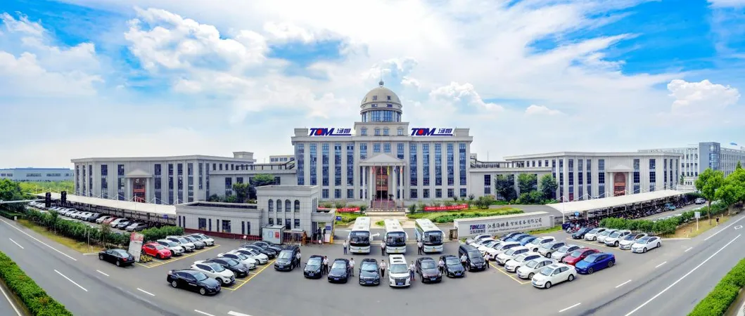 Advanced 1-5L Filling And Capping Machine For Edible Oil And Sauce 6